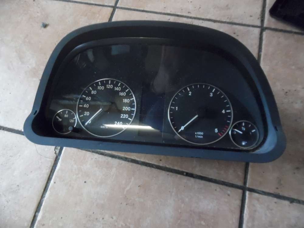 Mercedes-Benz A-Klasse W169 Tacho Kombiinstrument 1031098101