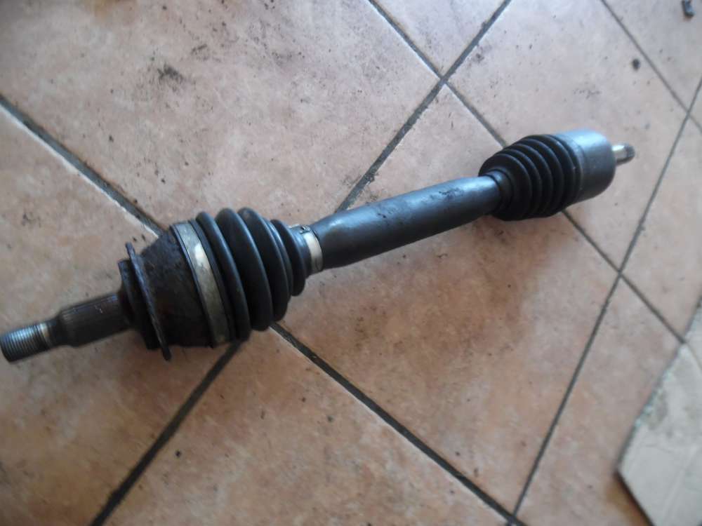Mercedes-Benz A-Klasse W169 Antriebswelle Vorne Links