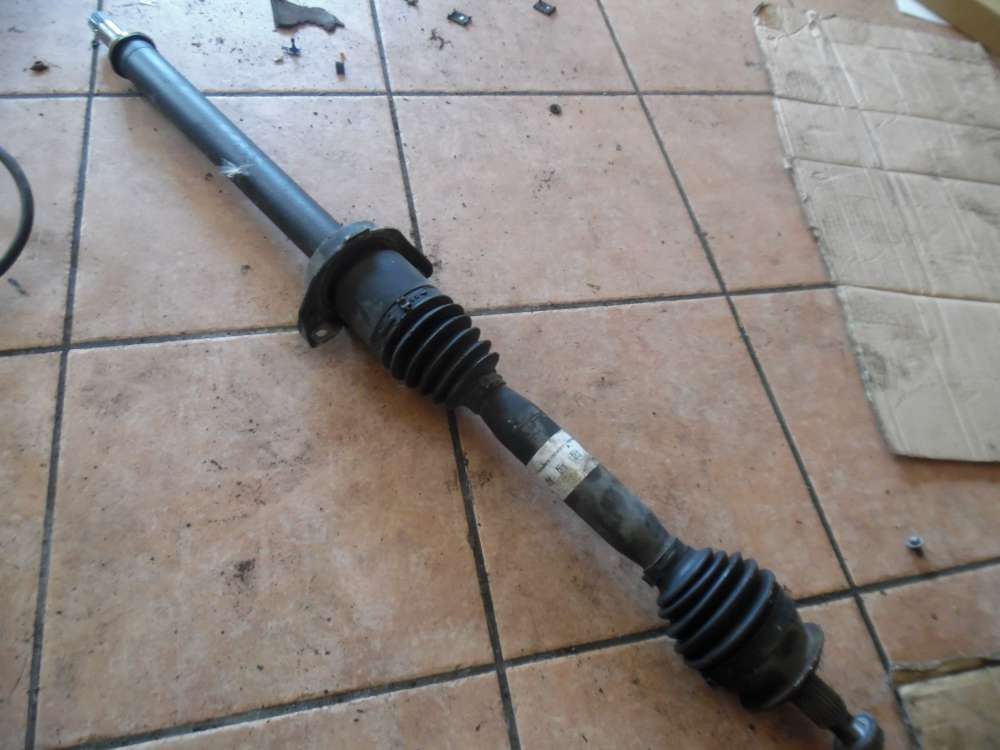 Mercedes-Benz A-Klasse W169 Antriebswelle Vorne Rechts A1693608072