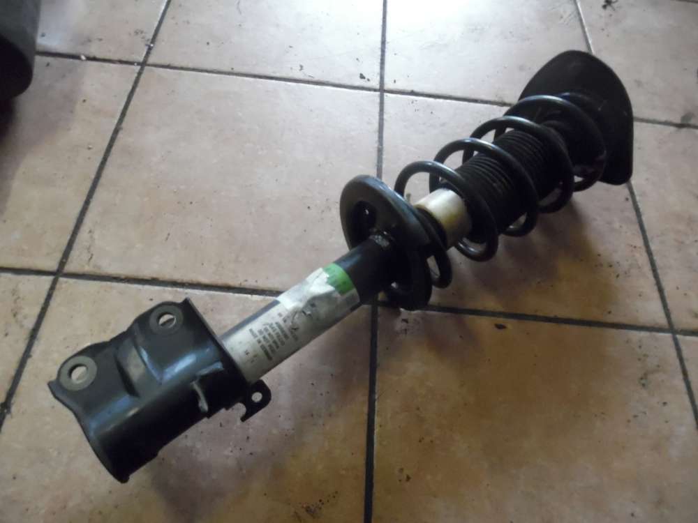 Mitsubishi Colt CZ3 Federbein Stodmpfer Vorne Links 4060A103