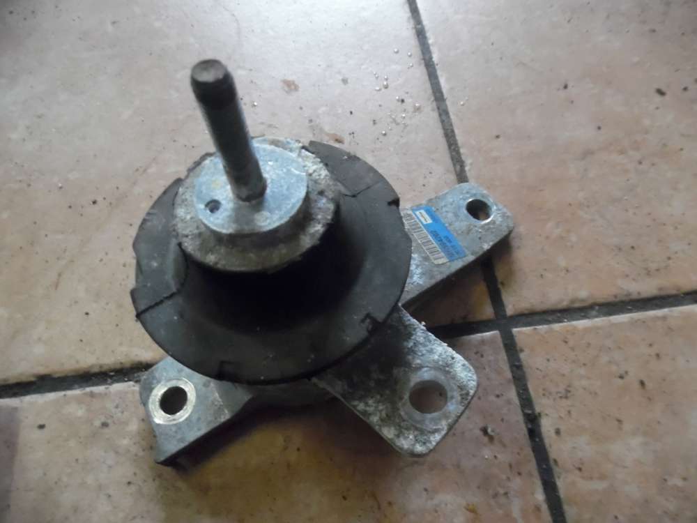 Mitsubishi Colt 1,5 Motorhalter Motorlager MR59594202