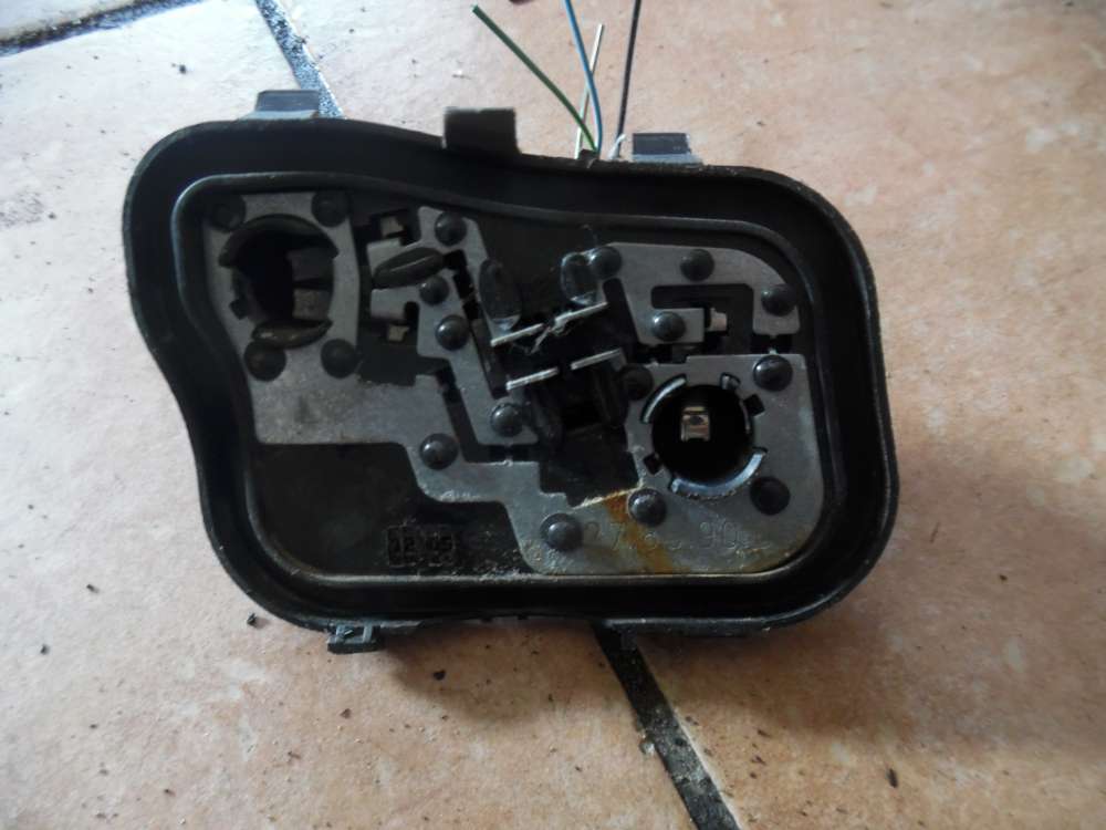 Mitsubishi Colt Lampentrger Rckleuchte Links