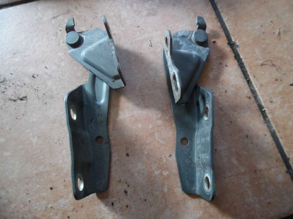 Mitsubishi Colt Motorhaubenscharnier Scharnier MN959411 MN959412