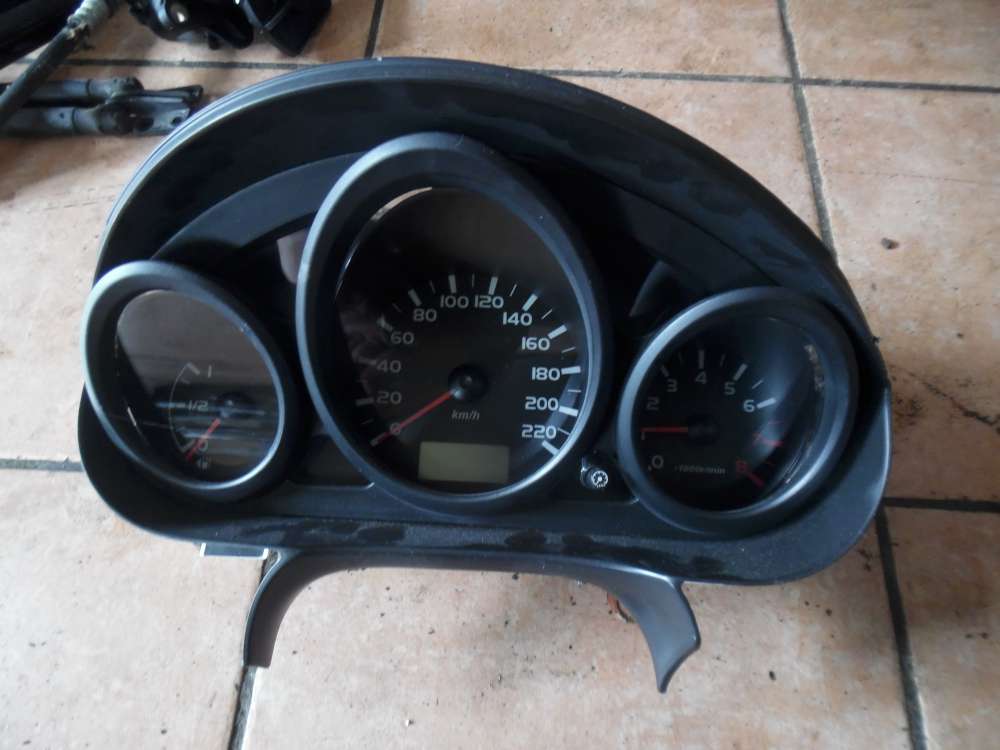 Mitsubishi Colt Z30 Tacho Tachometer Kombiinstrument MM0038001