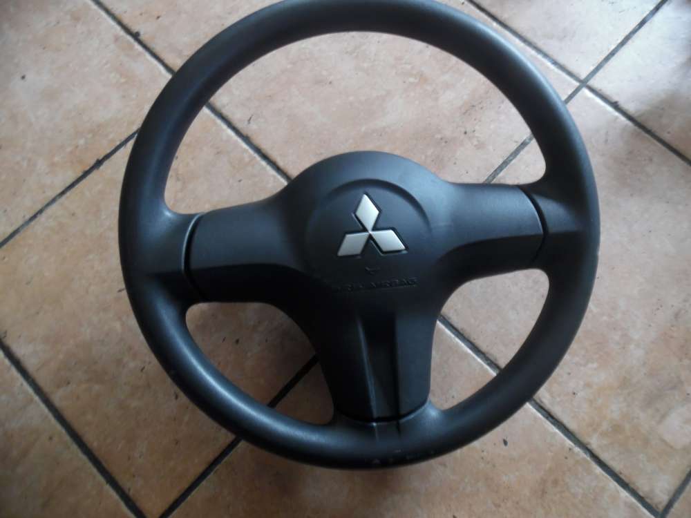 Mitsubishi Colt Z30 Lenkrad MR977310
