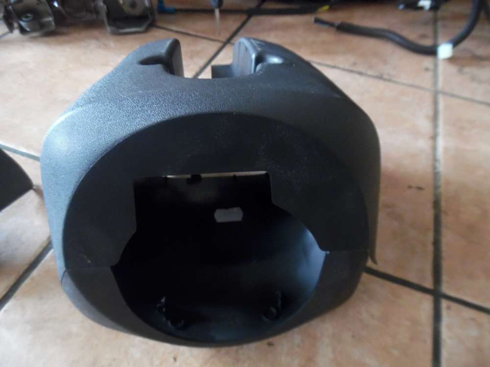 Mitsubishi Colt Z30 Abdeckung Lenksulenverkleidung