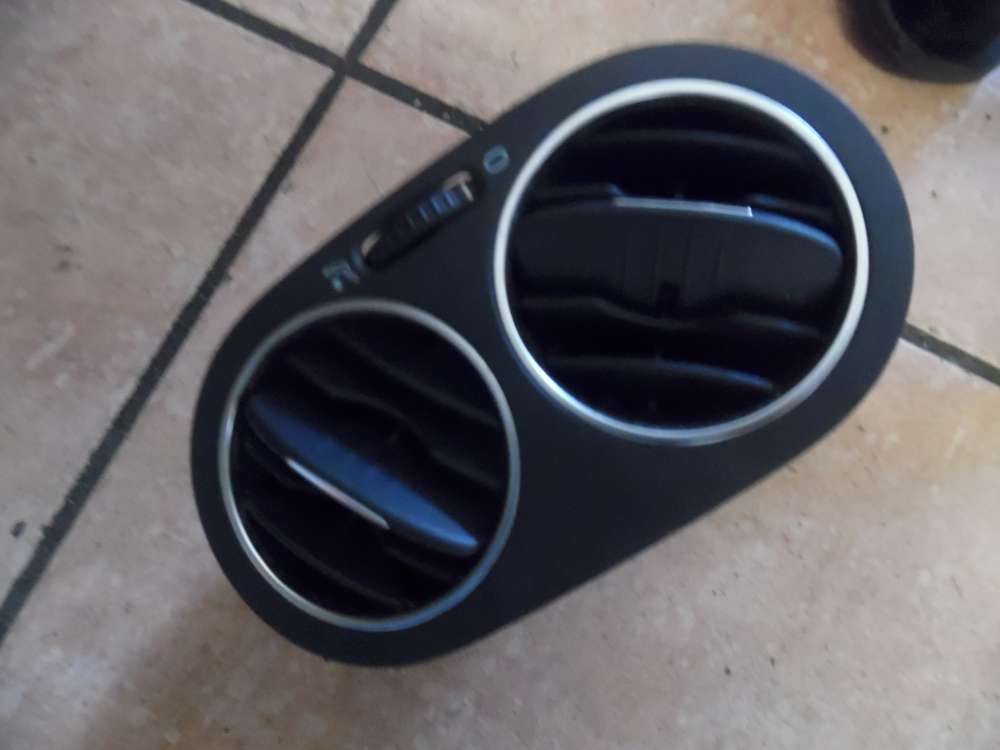 VW Golf Plus 5M Luftdse Armaturenbrett Links 5M0819759