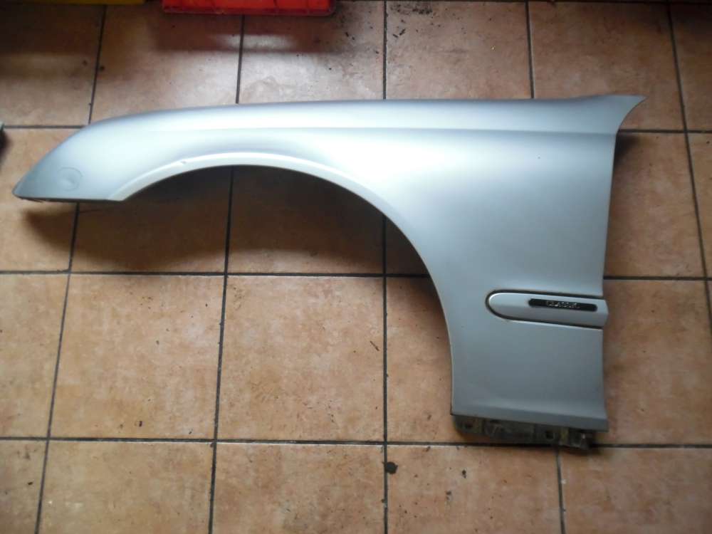 Mercedes-Benz C-Klasse W203 Kotflgel Links Silber