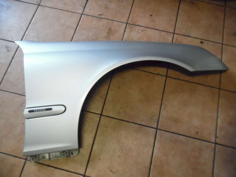 Mercedes-Benz C-Klasse W203 Kotflgel Rechts Silber