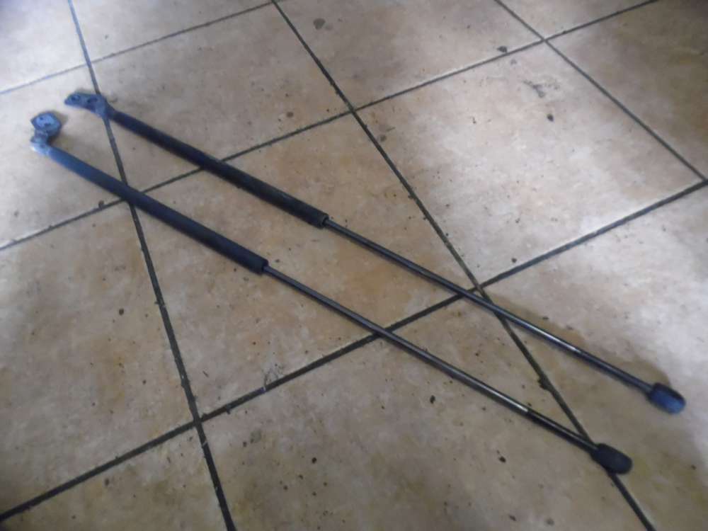 Kia Shuma II Motorhaubendmpfer Gasfede 0K2BB62620C 