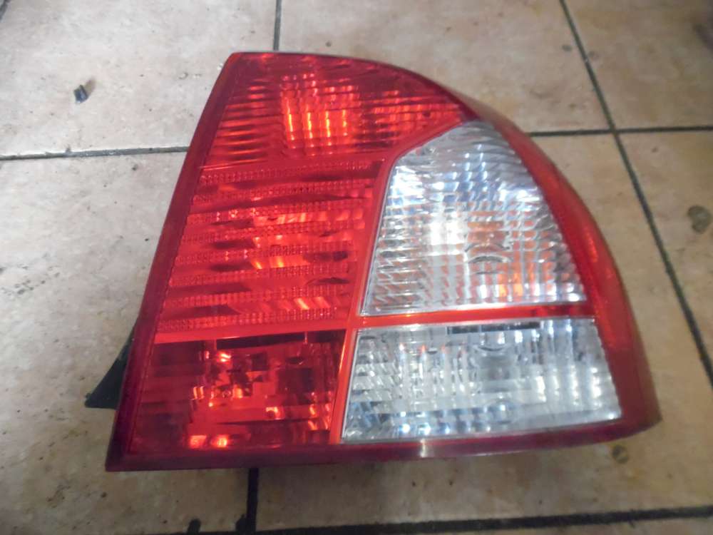 Kia Shuma II Rckleuchte Rcklicht Rechts