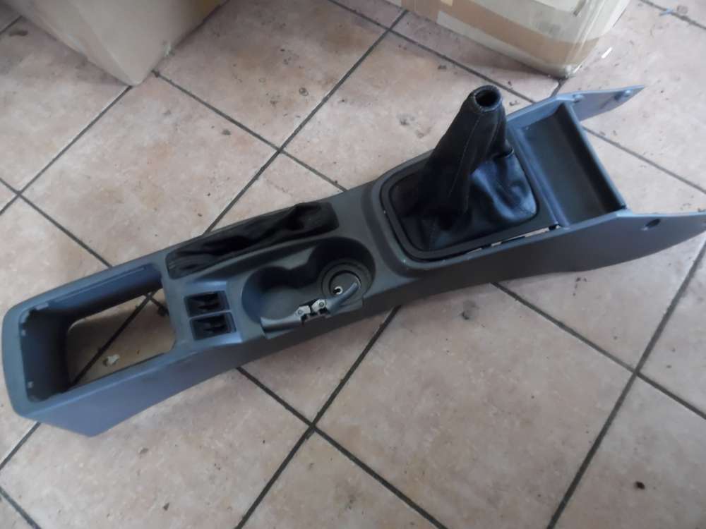 Kia Shuma II Abdeckung Mittelkonsole 0K2NJ64411