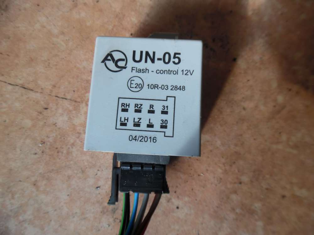 Peugeot 807 Steuergert Anhngerkupplung 10R-032848