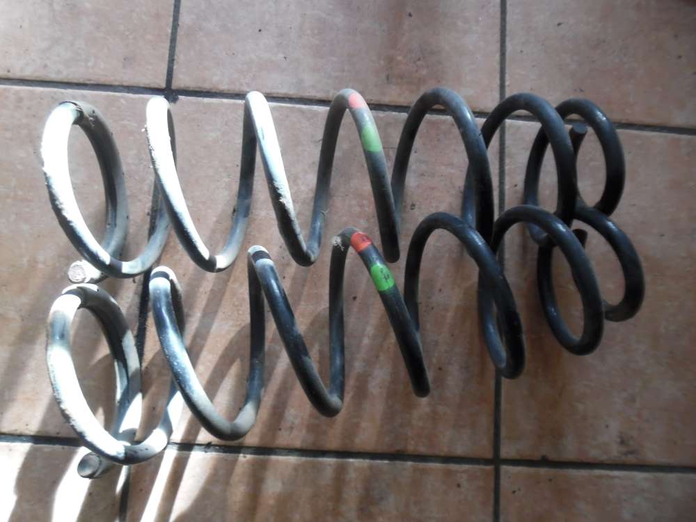 Peugeot 807 Feder Fahrwerksfeder Hinten