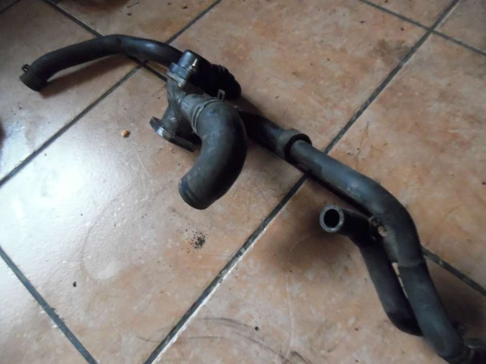 VW Passat 3B 1.9TDI Khlmittelflansch mit Khlerschlauch 038121133 