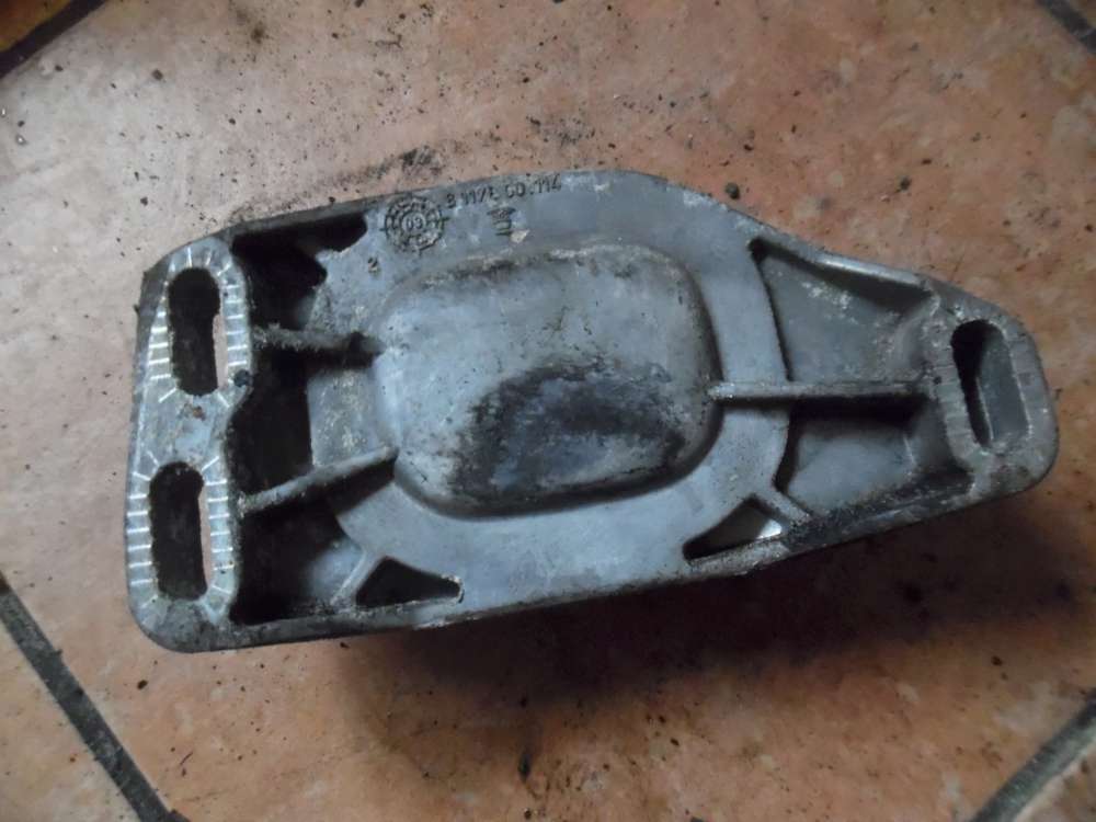 VW Passat 3B 1.9TDI Motorhalter 8D0199335