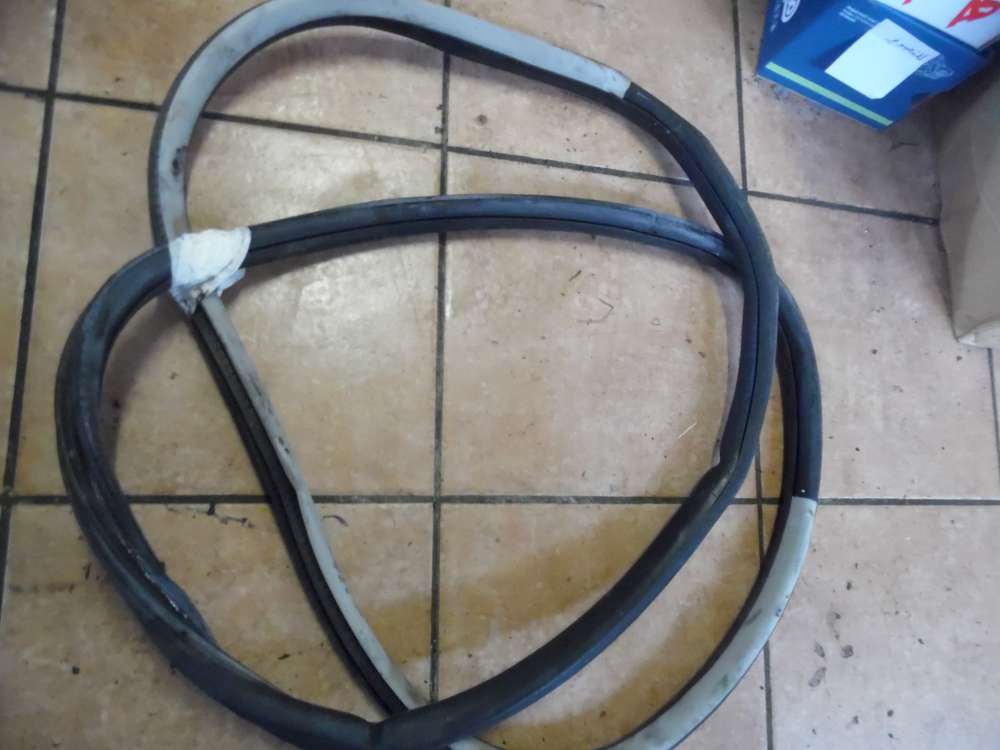 VW Passat 3B Trdichtung Dichtung Vorne Rechts