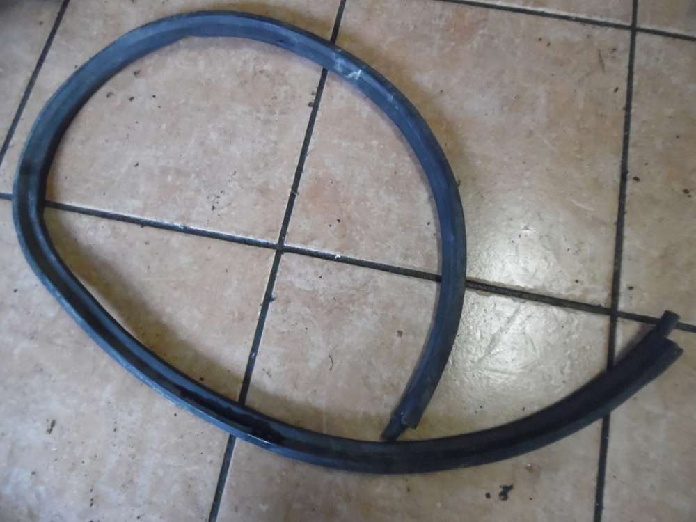 VW Passat 3B Motorhaubendichtung Dichtung 