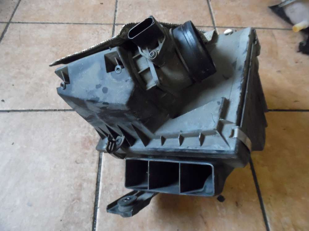 VW Passat 3B Luftfilterkasten mit Luftmengenmesser 0281002461 074906461