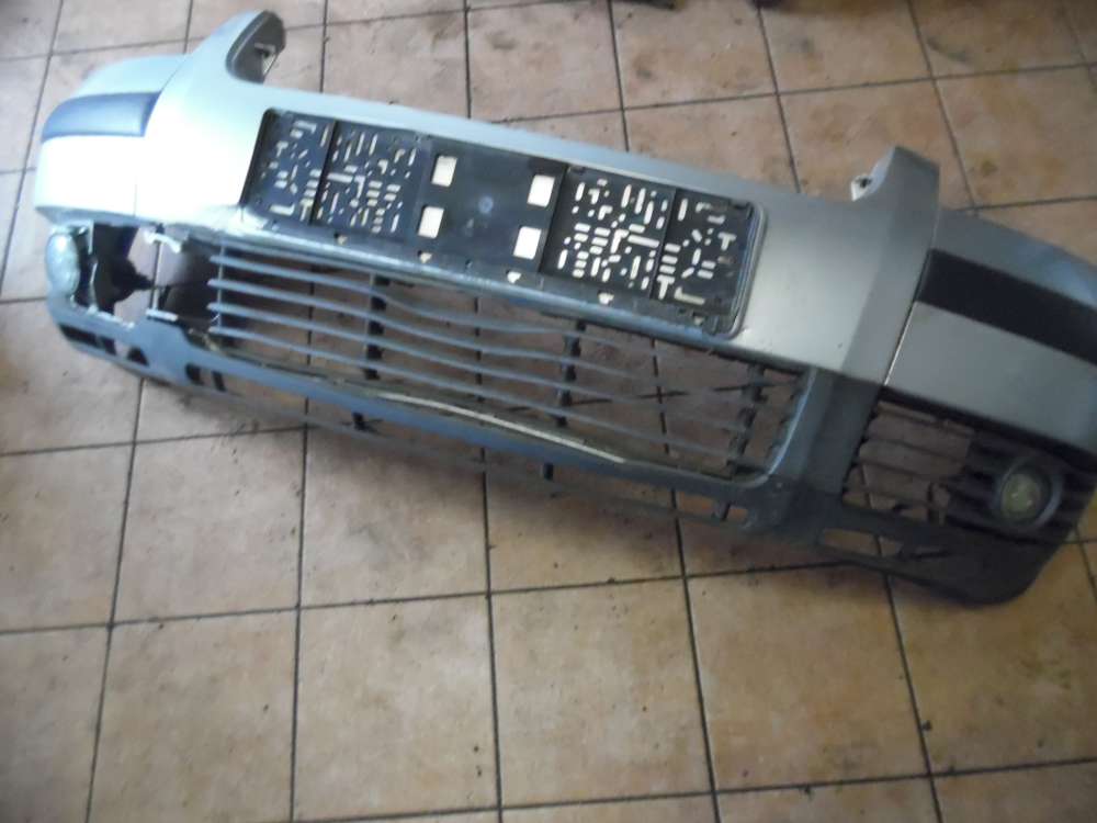 VW Passat 3B Sto�stange mit Nebelscheinwerfer Vorne Silber : LA7W