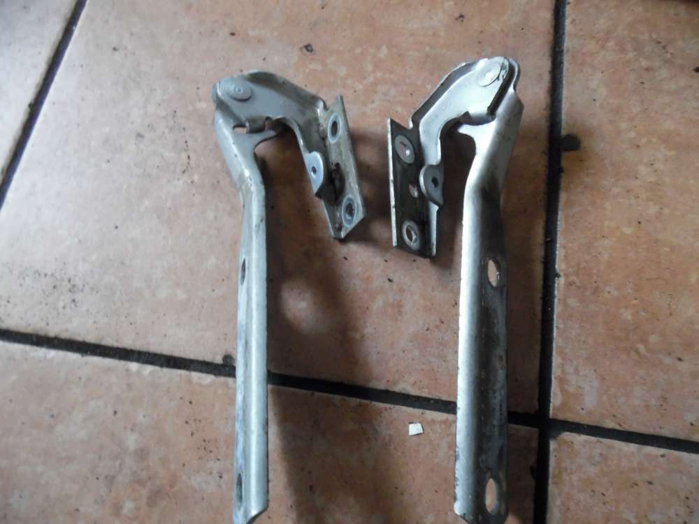 VW Passat 3B Motorhaubenscharnier Scharnier 