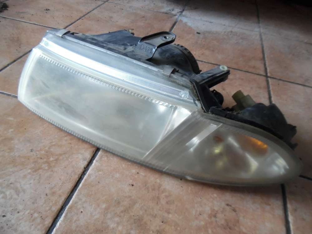 Mitsubishi Carisma Scheinwerfer Links