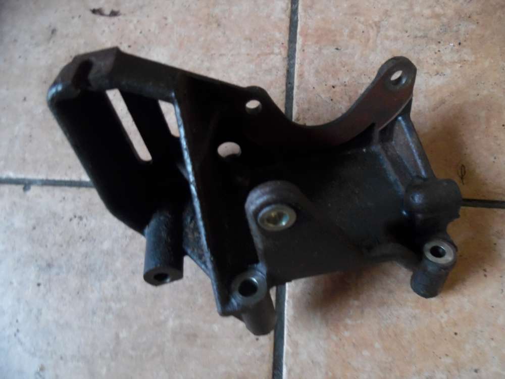 Mitsubishi Carisma 1,8GDI Motorhalter