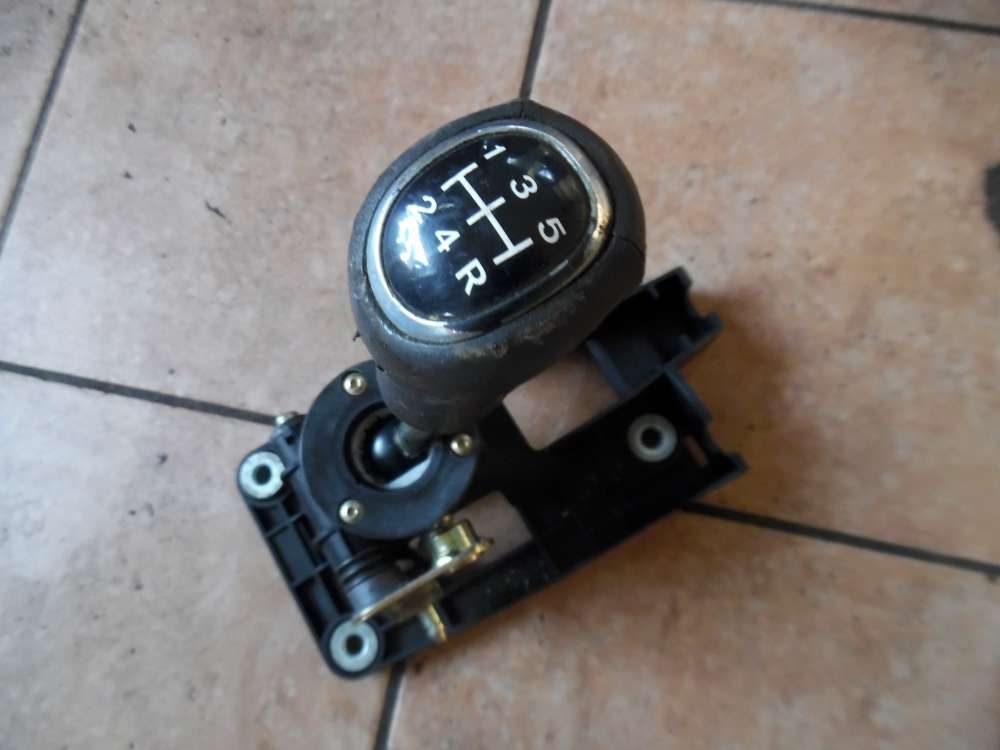 Mitsubishi Carisma Schalthebel Schaltmangette 5-Gang