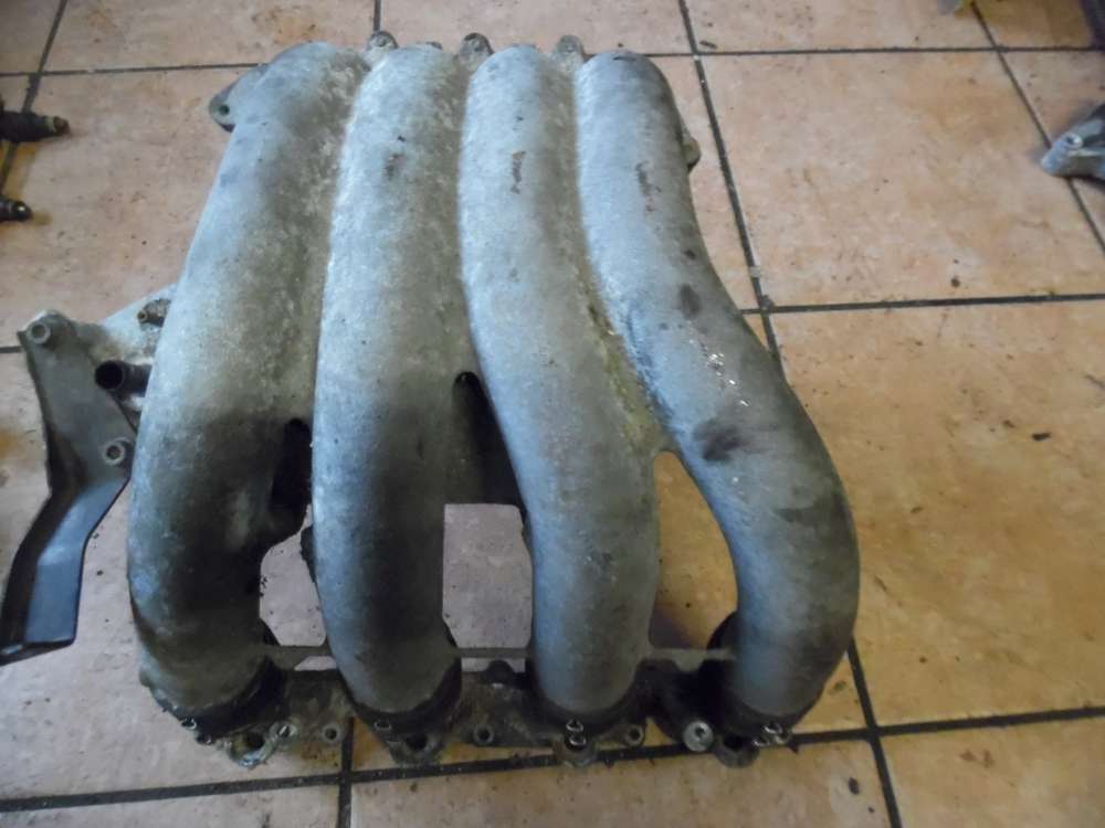 Audi A4 B5 Ansaugbr�cke Ansaugkr�mmer 058133206C 