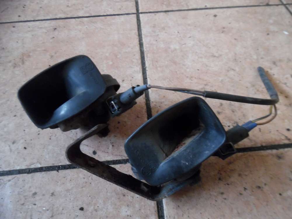 Audi A4 B5 Signalhorn Hupe 