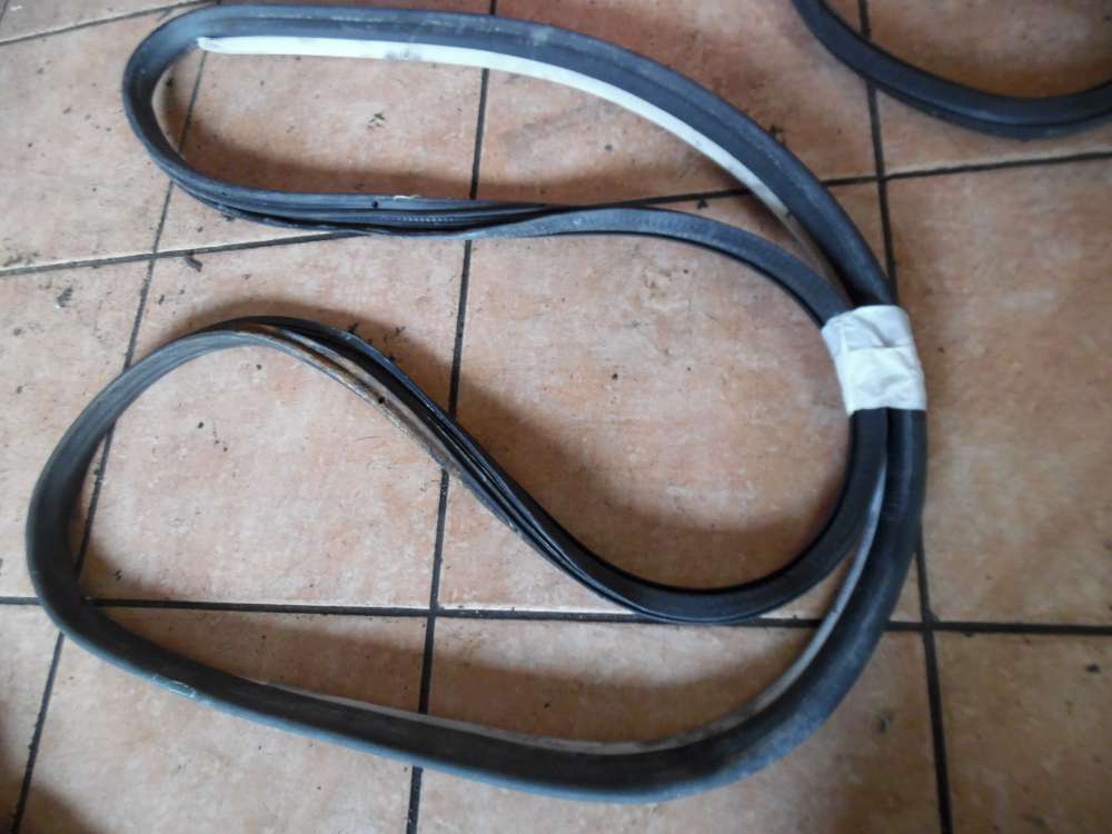 Audi A4 B5 T�rdichtung Dichtung Vorne Rechts