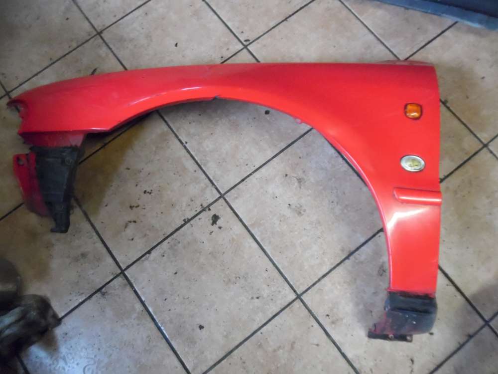 Audi A4 B5 Kotfl�gel Links Rot 