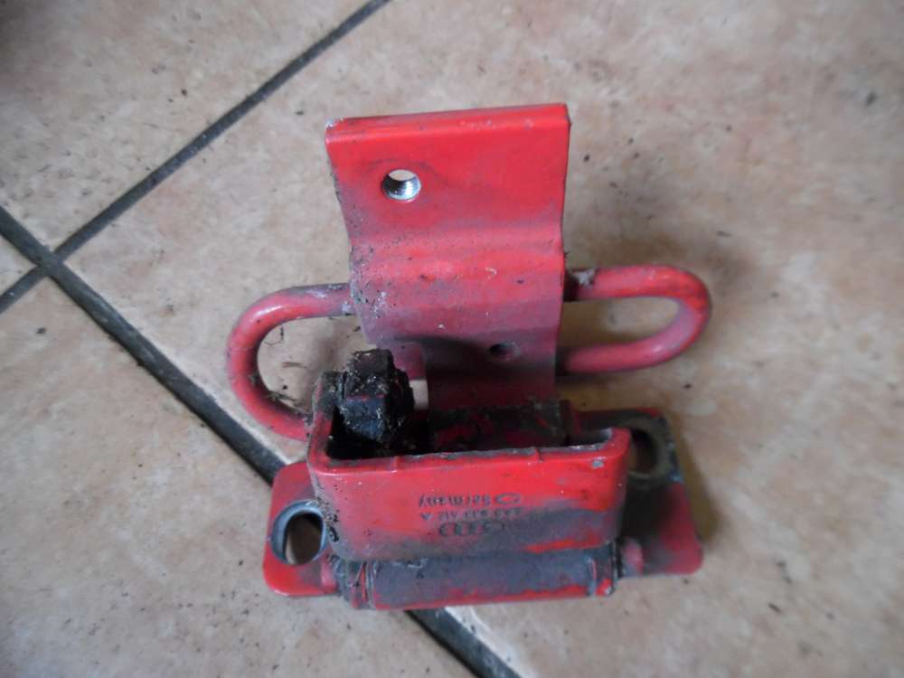 Audi A4 B5 T�rscharnier Scharnier Hinten Links 8D0833412