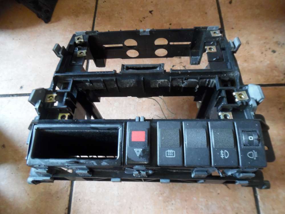 Audi A4 B5 Mittelkonsole Verkleidung mit Schalter 8D0857007