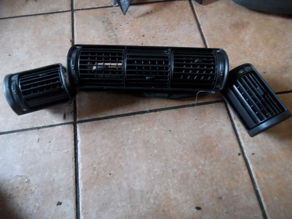 Audi A4 B5 L�ftungsd�se L�ftungsgitter 8D0820951 8D1820901 -902