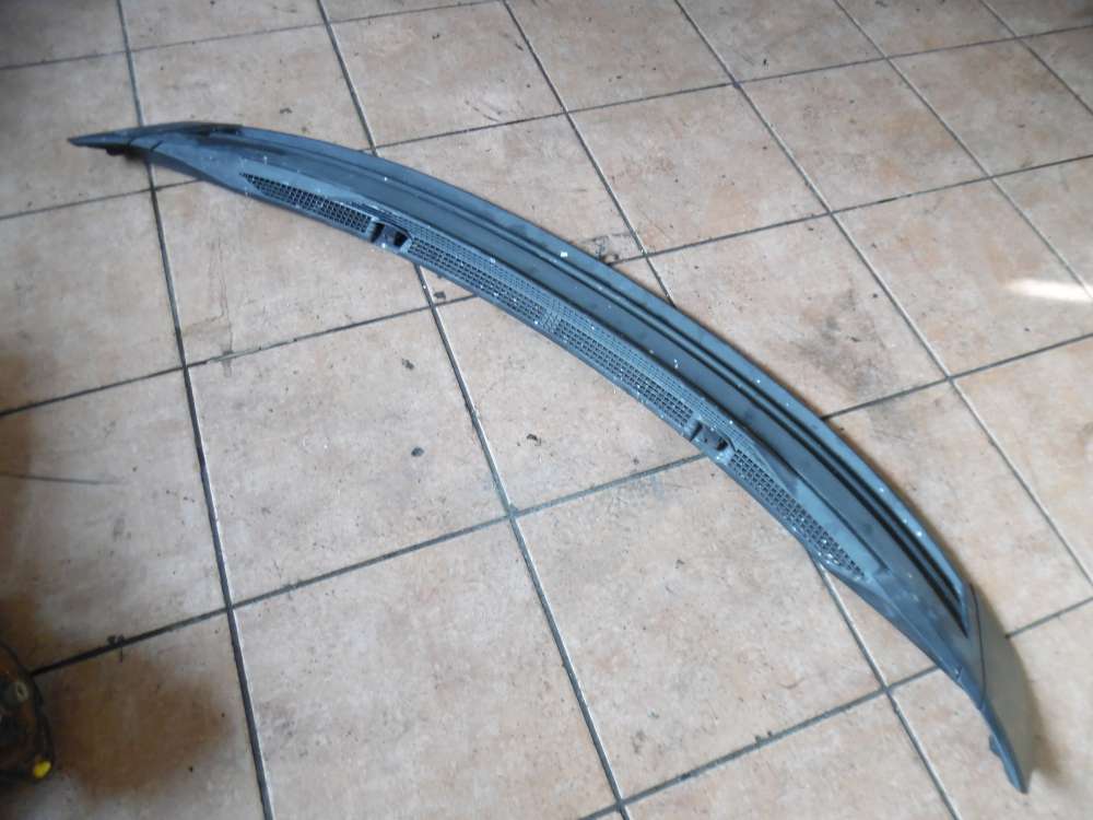 Renault Espace IV Wasserkasten Windlauf Abdeckung mit Spritzd�se 8200096763 