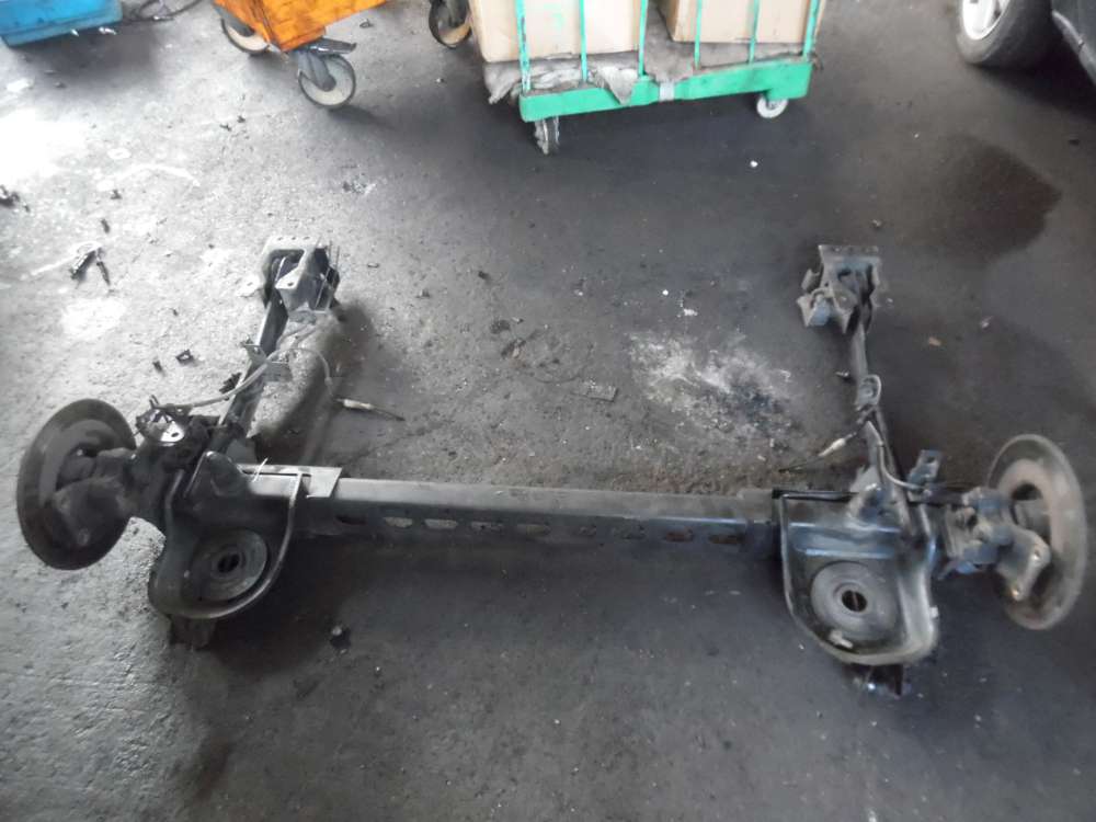 Renault Espace IV 3,0 dci Hinterachse Achstr�ger