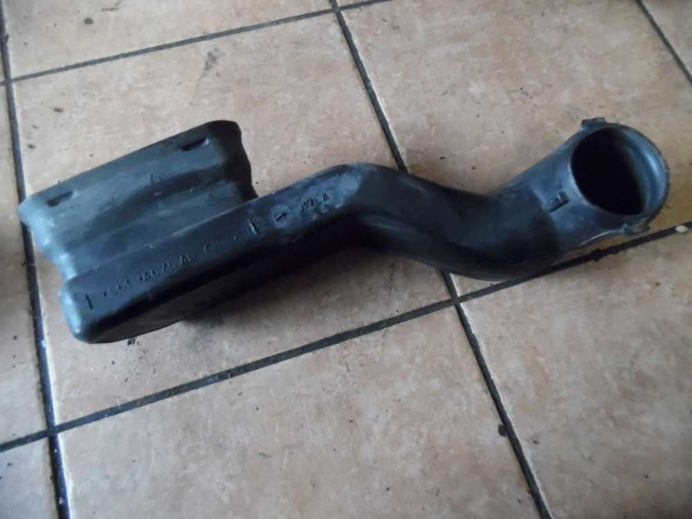 Ford Fiesta IV Ansaugschlauch XS619A675AD