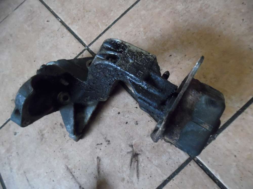 Opel Corsa B 1,4i Motorhalter Motoraufh�ngung
