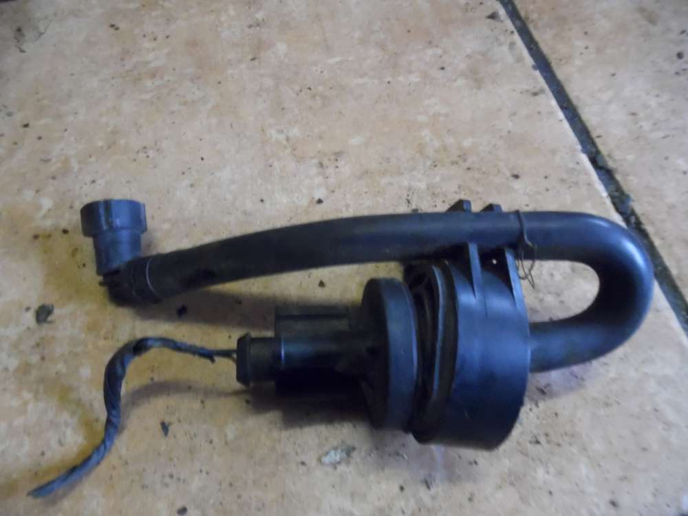 VW Polo 9N Entl�ftungsventil 6Q0133366