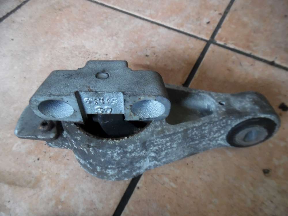 Chrysler PT Cruiser 2,0 Motorlager Motorhalter Vorne unten Rechts 4668471AA
