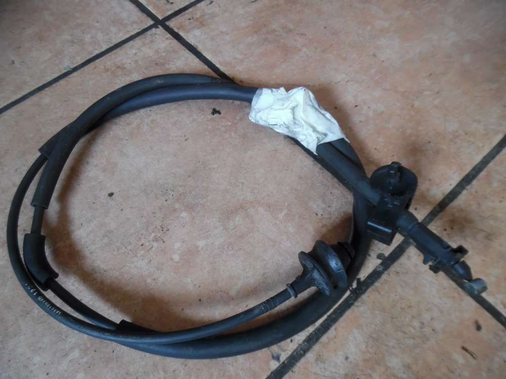 Chrysler PT Cruiser Gaszug Seilzug 04891800AD 