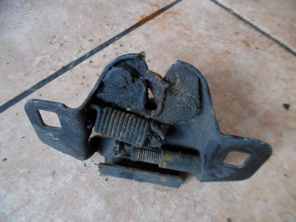 Chrysler PT Cruiser Motorhaubeschloss 