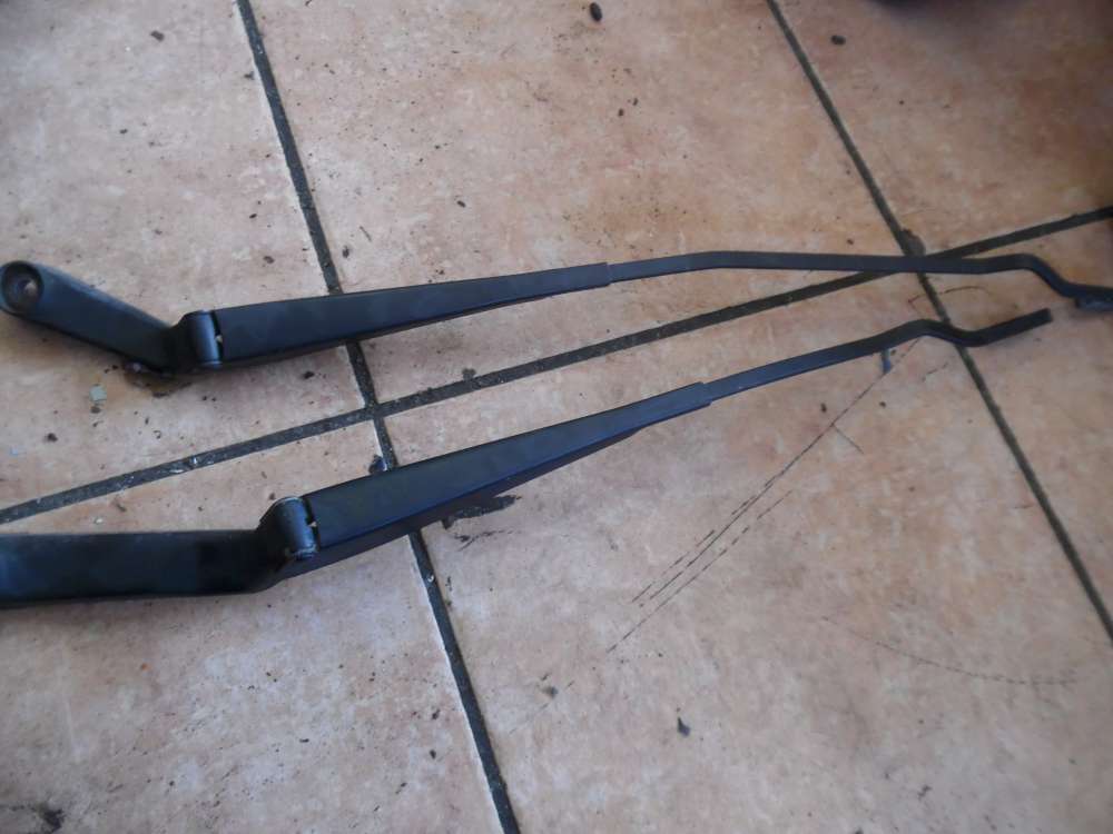 VW Golf III Wischerarm Vorne