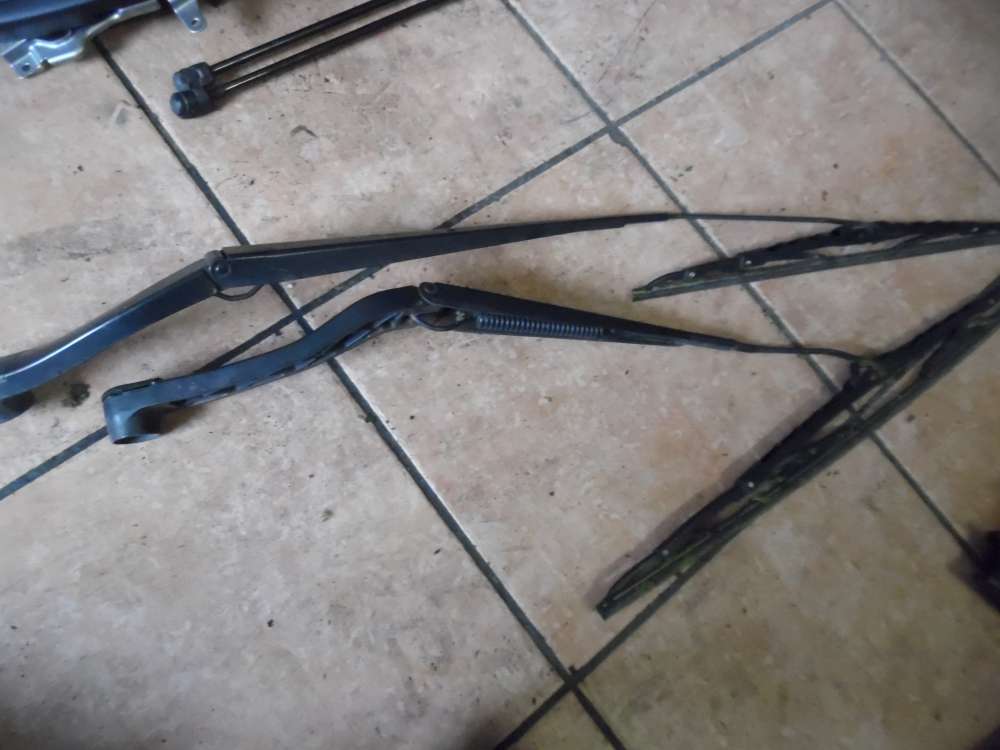 Opel Insignia A Scheibenwischerarme Vorne 13227398 13227399