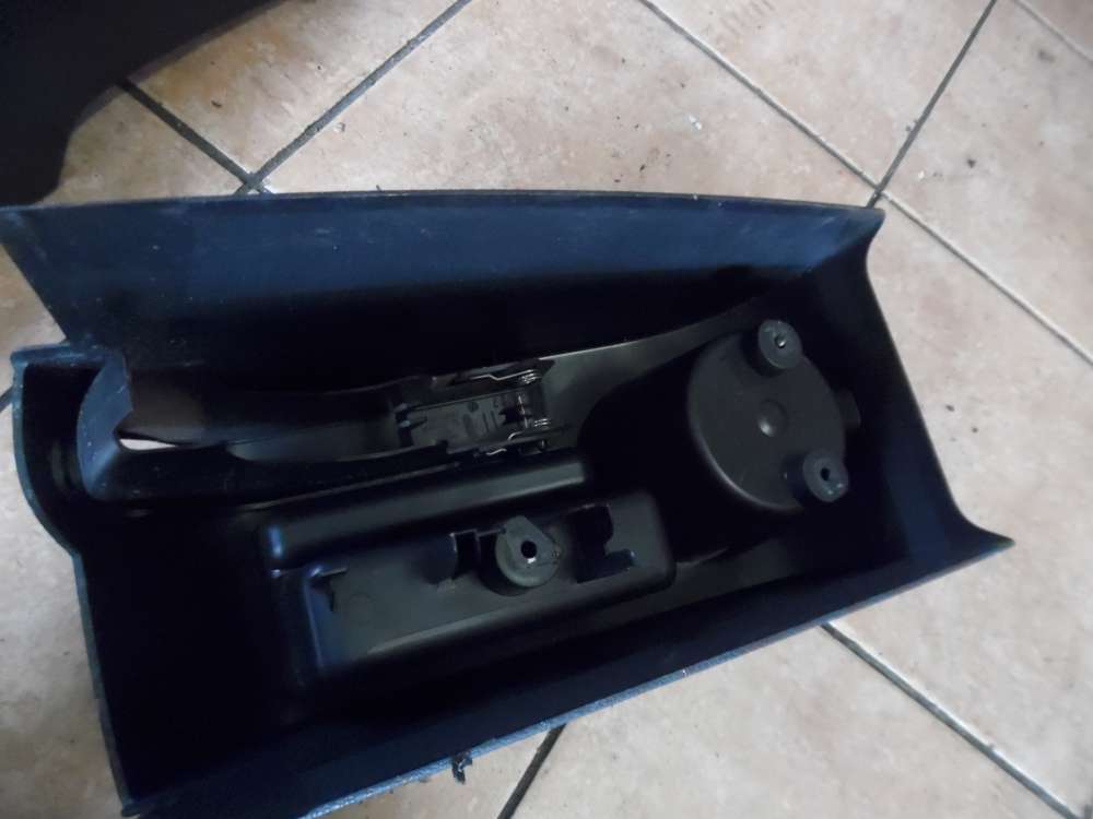 VW Golf VI Ablagefach Armaturenbrett mit LWR Lichtschalter Links 5K1858365 1K1858341