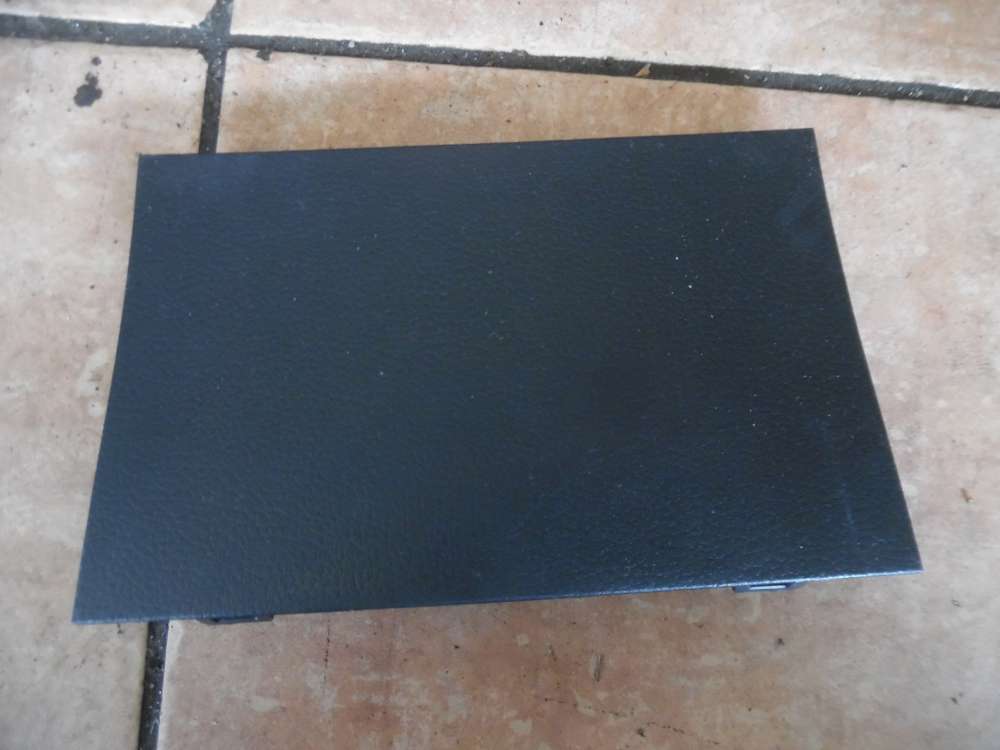 VW Golf VI Abdeckung Mittelkonsole 5K0857367