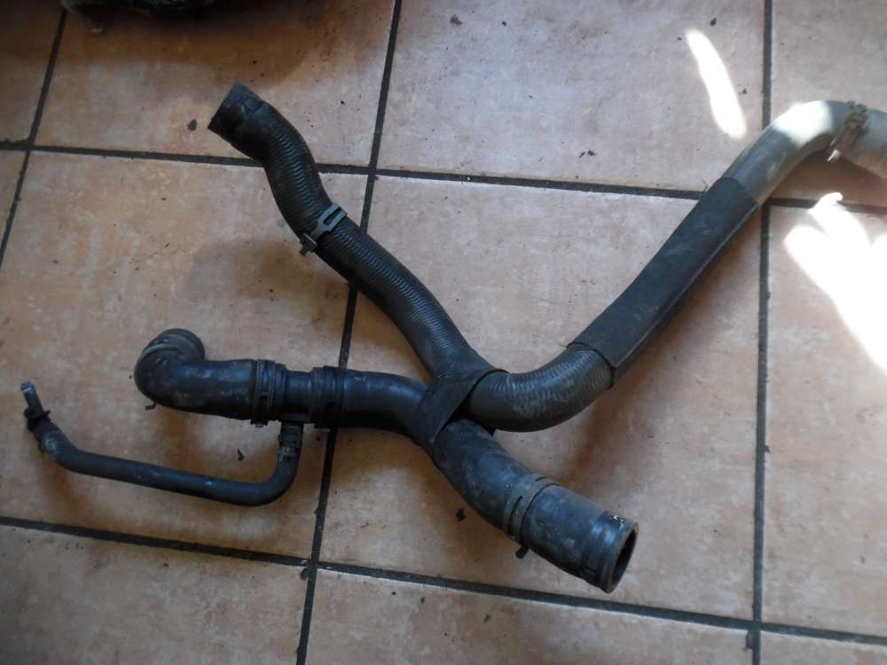 VW Golf VI 1,4 K�hlmittelflansch K�hlleitung K�hlschlauch 1K0121087