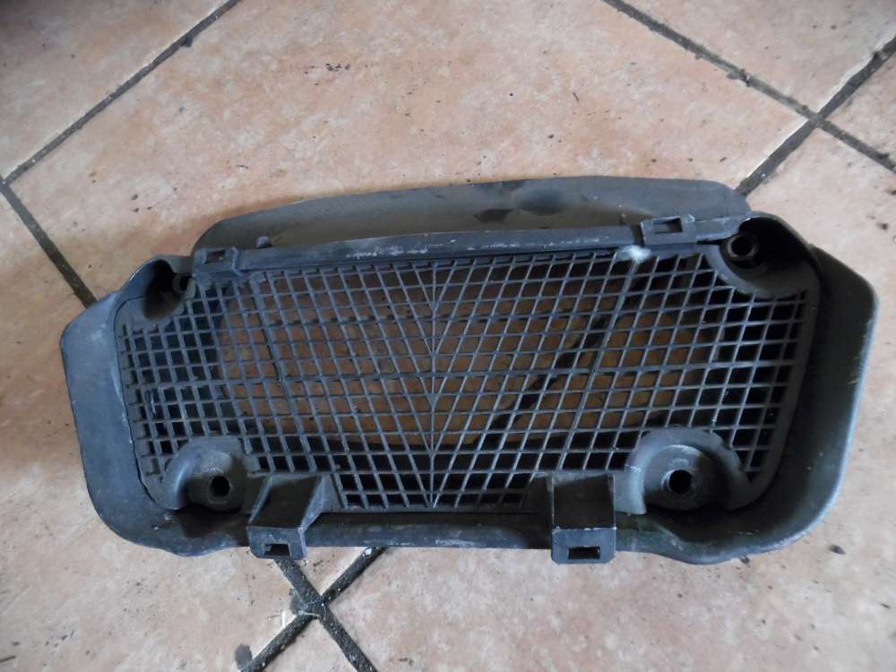 Opel Astra H Schutzgitter Luftansaugung 09174001