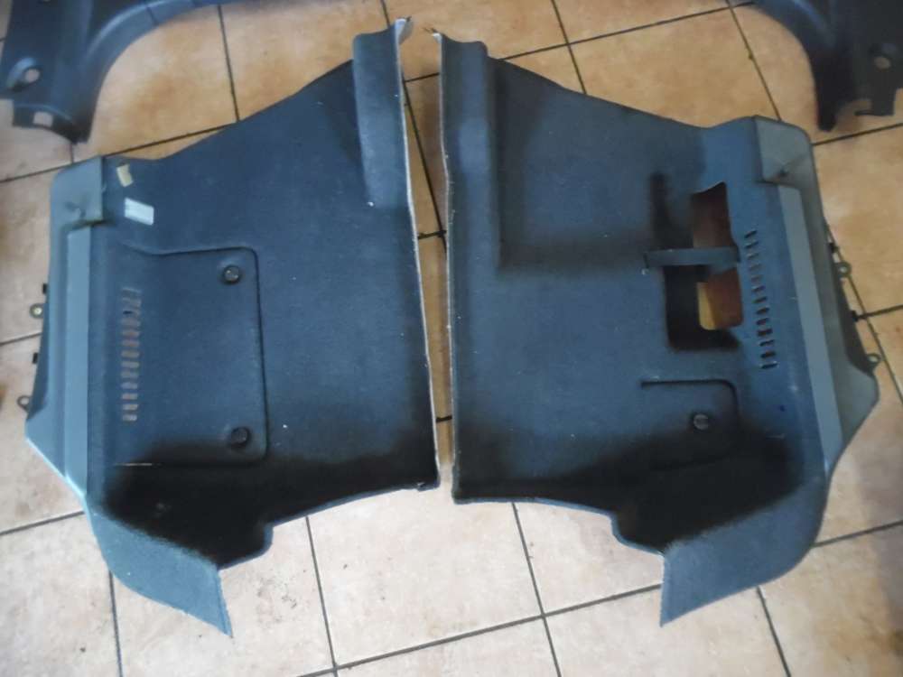 Opel Astra H Kofferraumverkleidung 